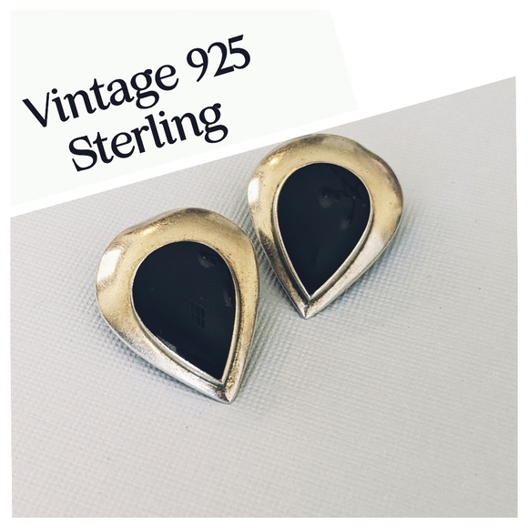 Vintage Jewelry - Signed Vintage 925 Sterling Silver Black Onyx Pear Shaped Clip On Earrings